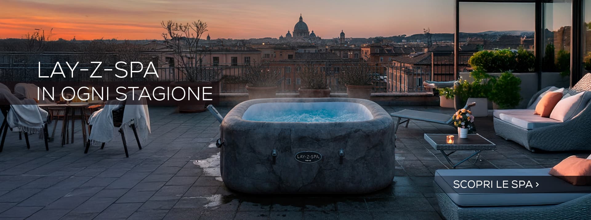 Spa gonfiabile Lay-Z-Spa su terrazza panoramica, vasca idromassaggio da esterno per il relax in ogni stagione