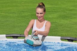 Pulitori e Skimmer Robot pulitore AquaTronix G100 per piscina Bestway 2