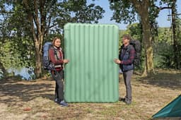 Materassi gonfiabili Materassino matrimoniale da campeggio AdventuRest da 203x142x15 cm Bestway 4