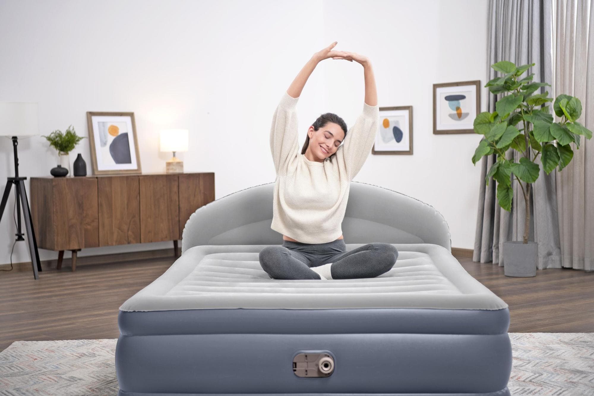 Materassi gonfiabili Materasso matrimoniale da 229x152x84 cm LongeLux con testiera Bestway 4