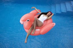 Gonfiabili mare per adulti Cavalcabile da piscina Flamenco Flamingo Bestway 6