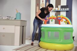 Giochi gonfiabili per bambini Box gonfiabile con giochi Bestway 2