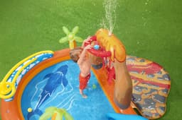 Giochi gonfiabili per bambini Playcenter gonfiabile con scivolo a forma di vulcano Bestway 6