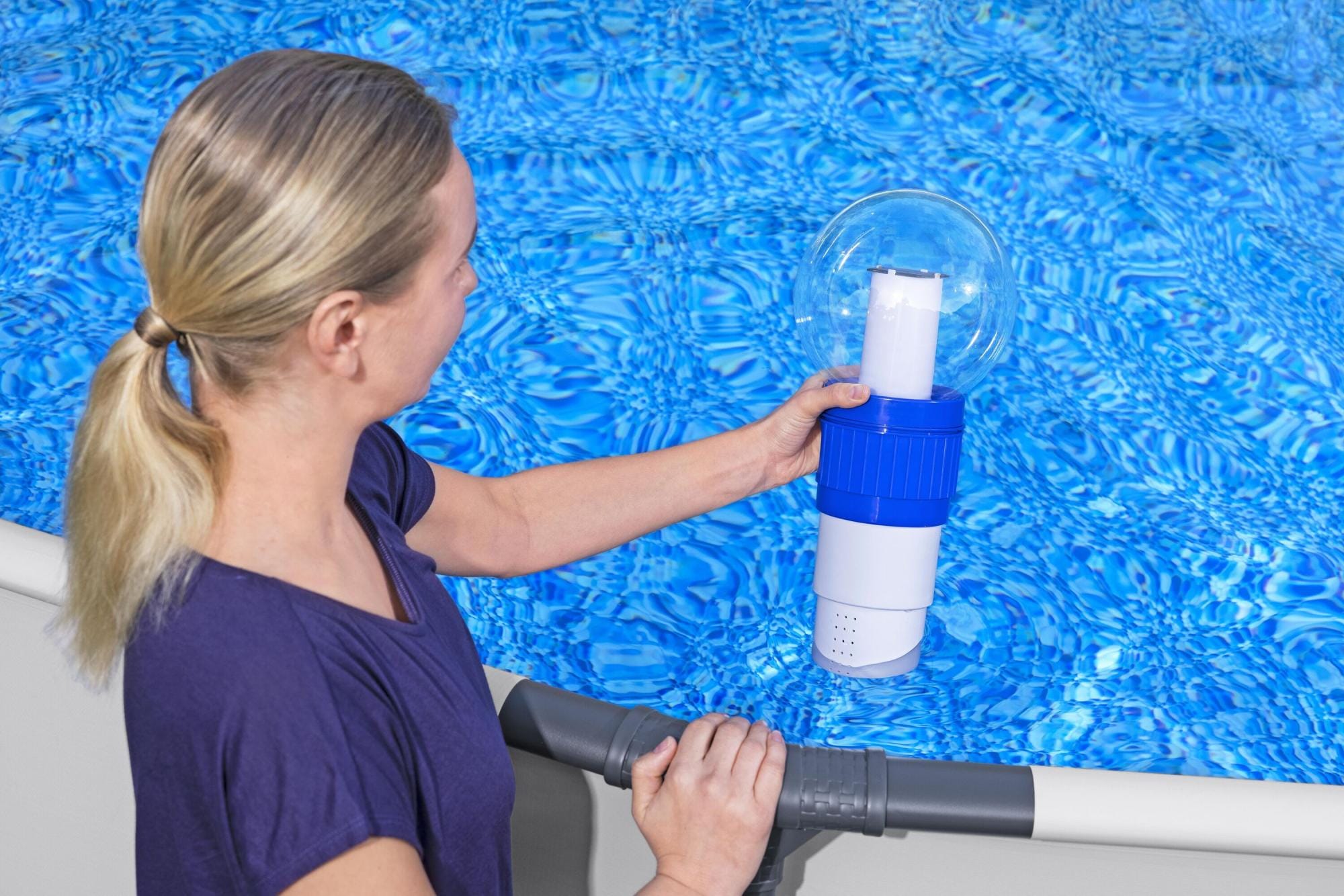 Trattamento chimico dell'acqua Dosatore chimico per cloro con LED da 17,5 cm Bestway 7