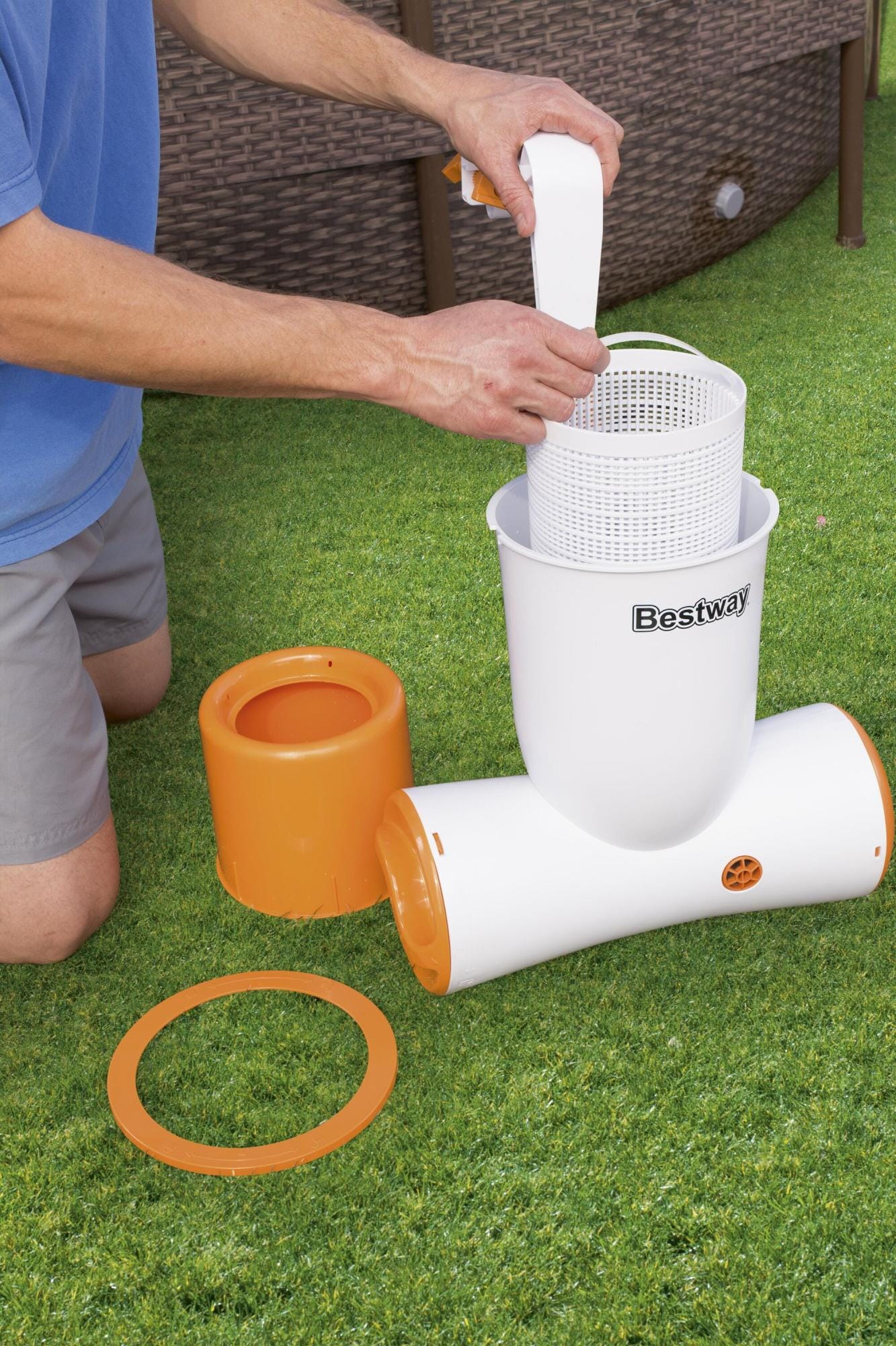 Pompe di filtraggio e Cartucce Pompa filtraggio Skimatic a cartuccia Tipo III da 3.974 L/H Bestway 1