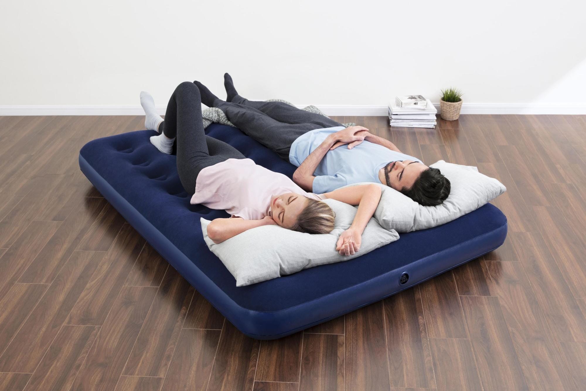 Materassi gonfiabili Materasso gonfiabile matrimoniale da 191x137x22 cm Bestway 1