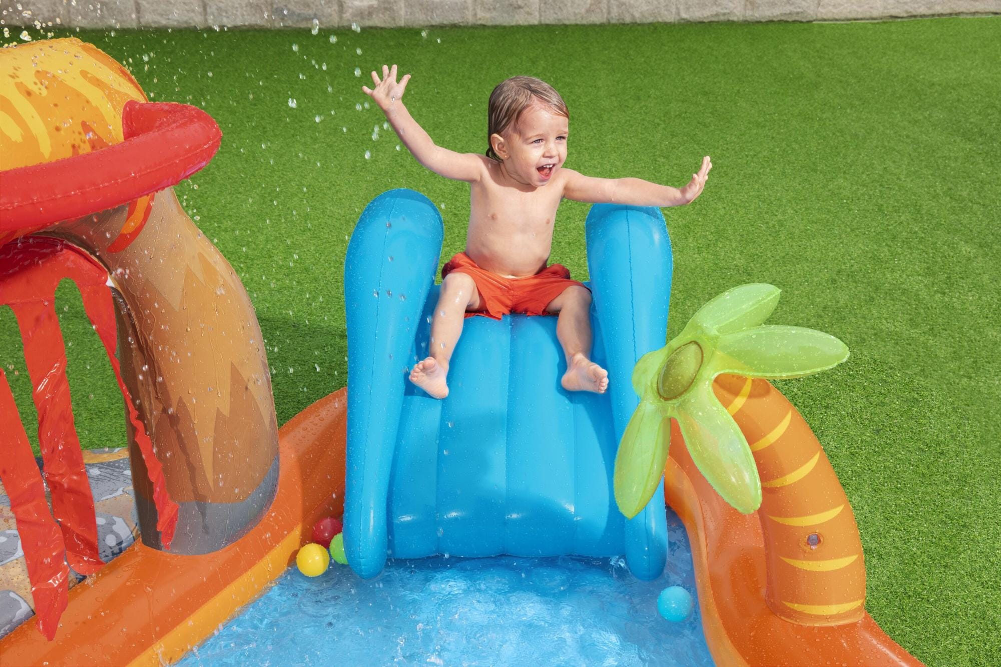 Giochi gonfiabili per bambini Playcenter gonfiabile con scivolo a forma di vulcano Bestway 1