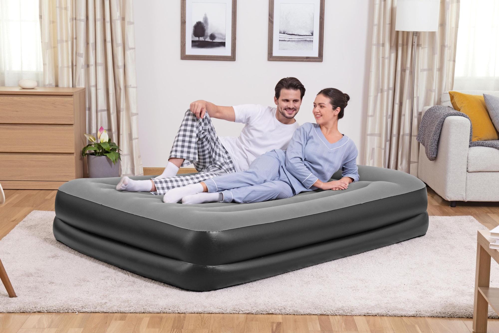 Materassi gonfiabili Materasso  gonfiabile matrimoniale nero da 203x152x46 cm Bestway 1
