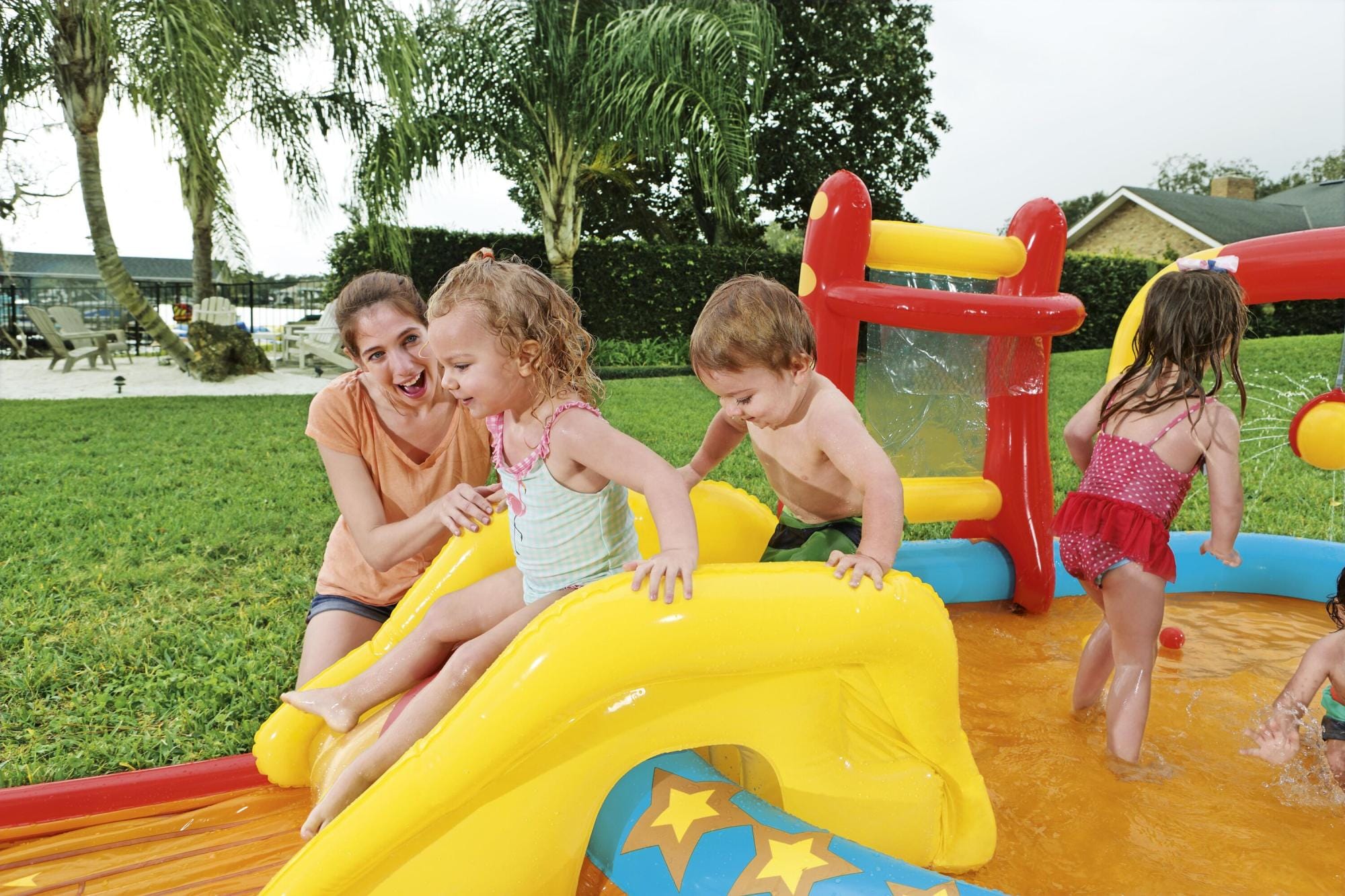 Giochi gonfiabili per bambini Playcenter gonfiabile Piccolo Campione Bestway 5
