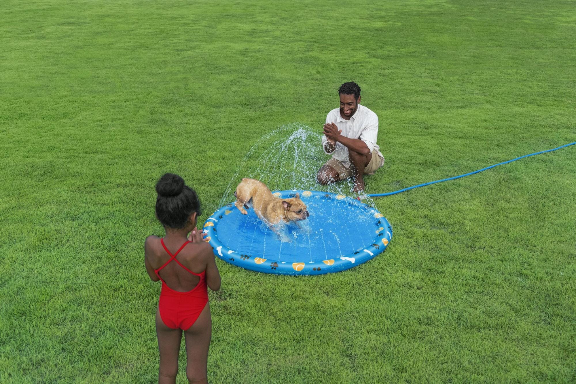 Giochi d'acqua per cani Tappetino refrigerante per cani Fetchin' Fun Bestway 1