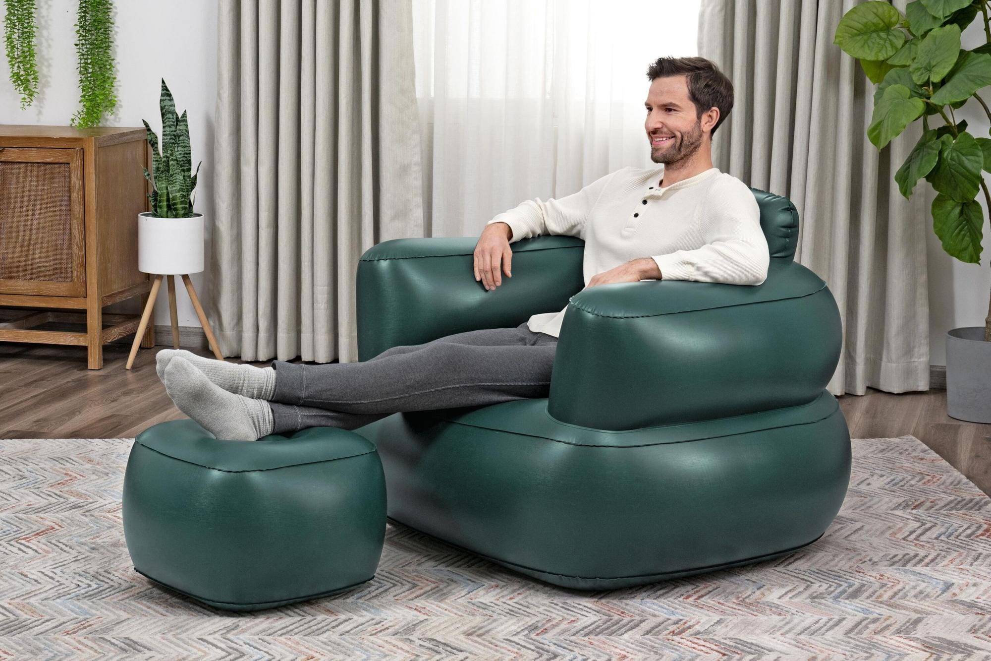 Arredo gonfiabile casa e giardino Poltrona gonfiabile con pouf Comfi Cube Bestway 2