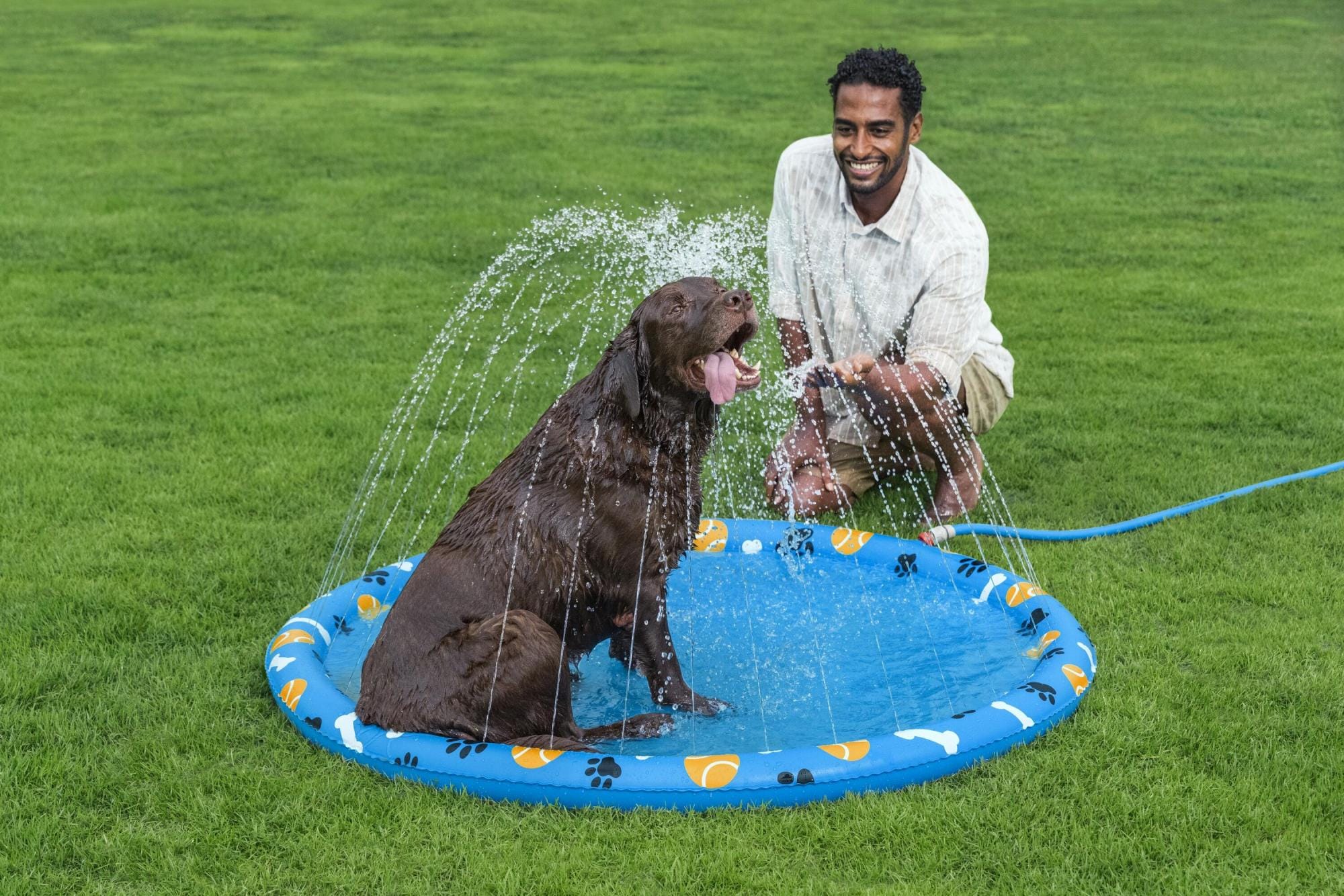 Giochi d'acqua per cani Tappetino refrigerante per cani Fetchin' Fun Bestway 4
