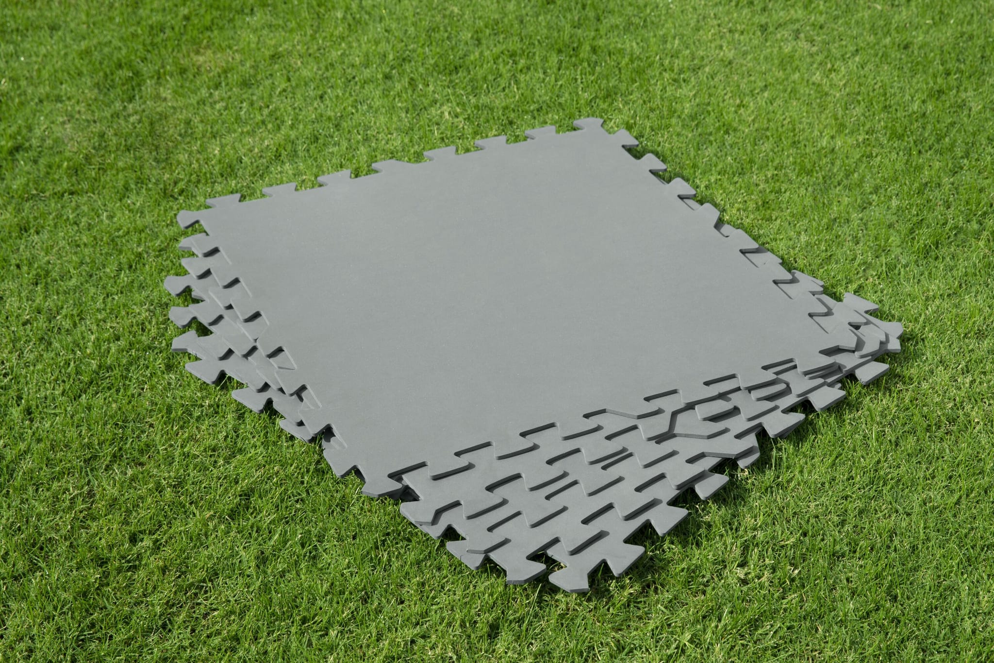 Accessori Piscine e Spa Tappeto sotto piscina fuori terra protettivo e componibile da 50x50 cm grigio Bestway 5