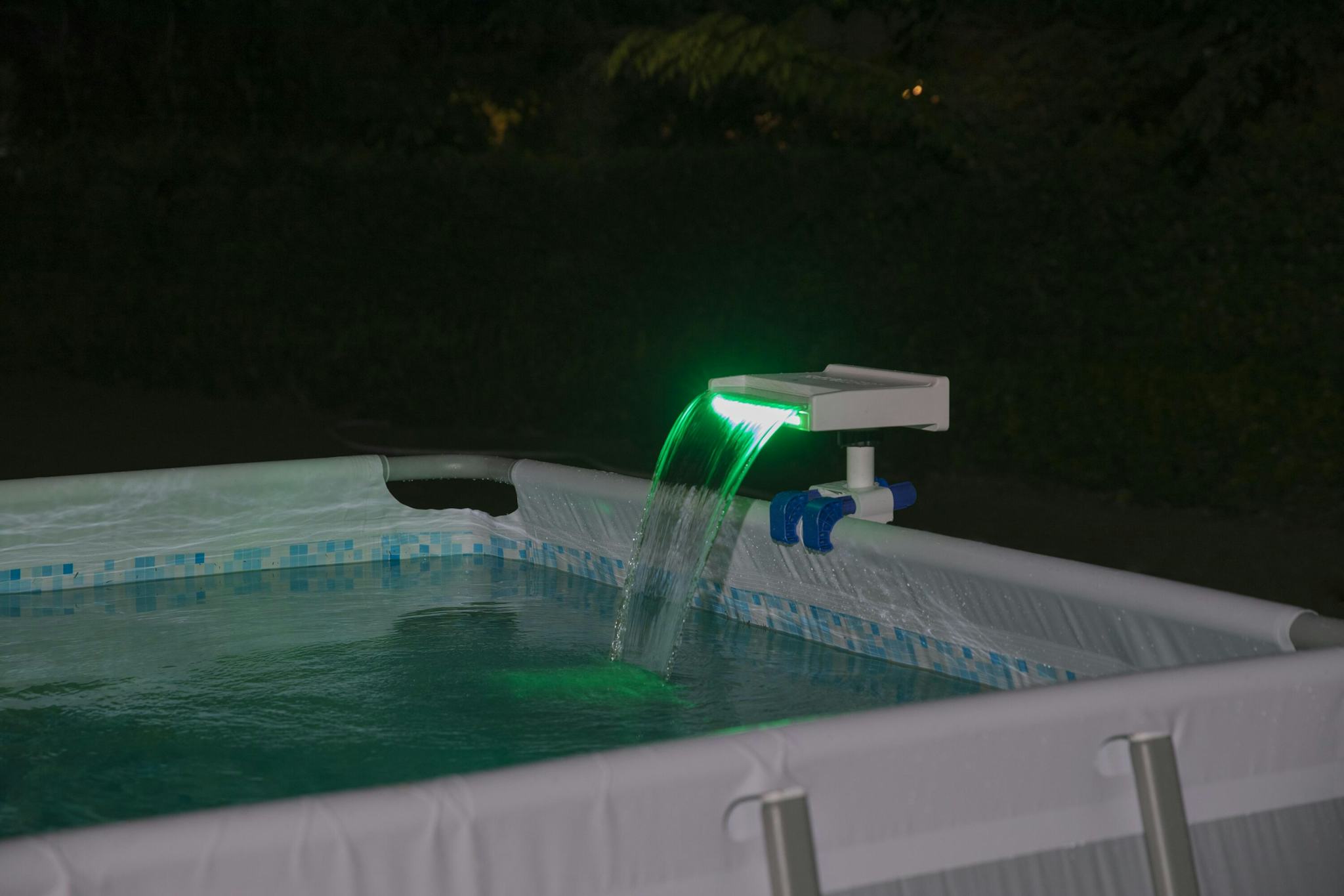 Accessori Piscine e Spa Cascata per piscina fuori terra con LED Bestway 6