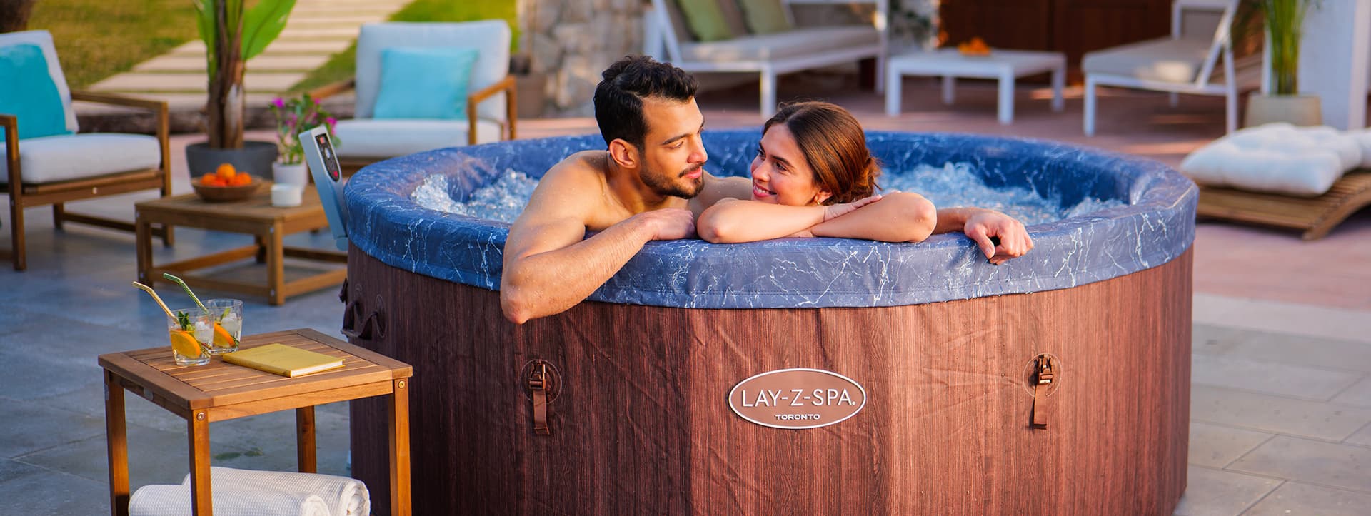 Bestway 6001G Minipiscina idromassaggio gonfiabile Hawaii Lay-Z-Spa AirJet con app Bestway 6001G Minipiscina idromassaggio gonfiabile Hawaii Lay-Z-Spa AirJet con app